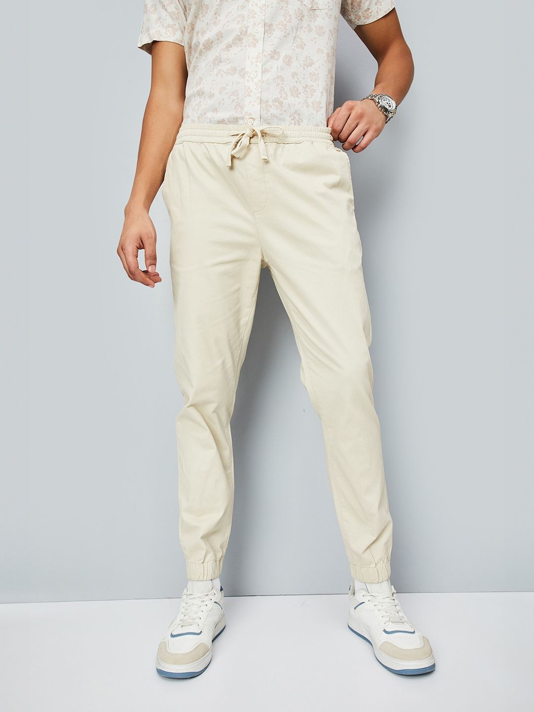 

max Men Chinos Trousers, Brown