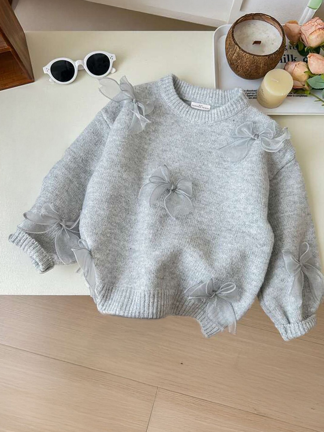 

FOREVER FRIDAY Girls Bow Applique Cotton Round Neck Top, Grey