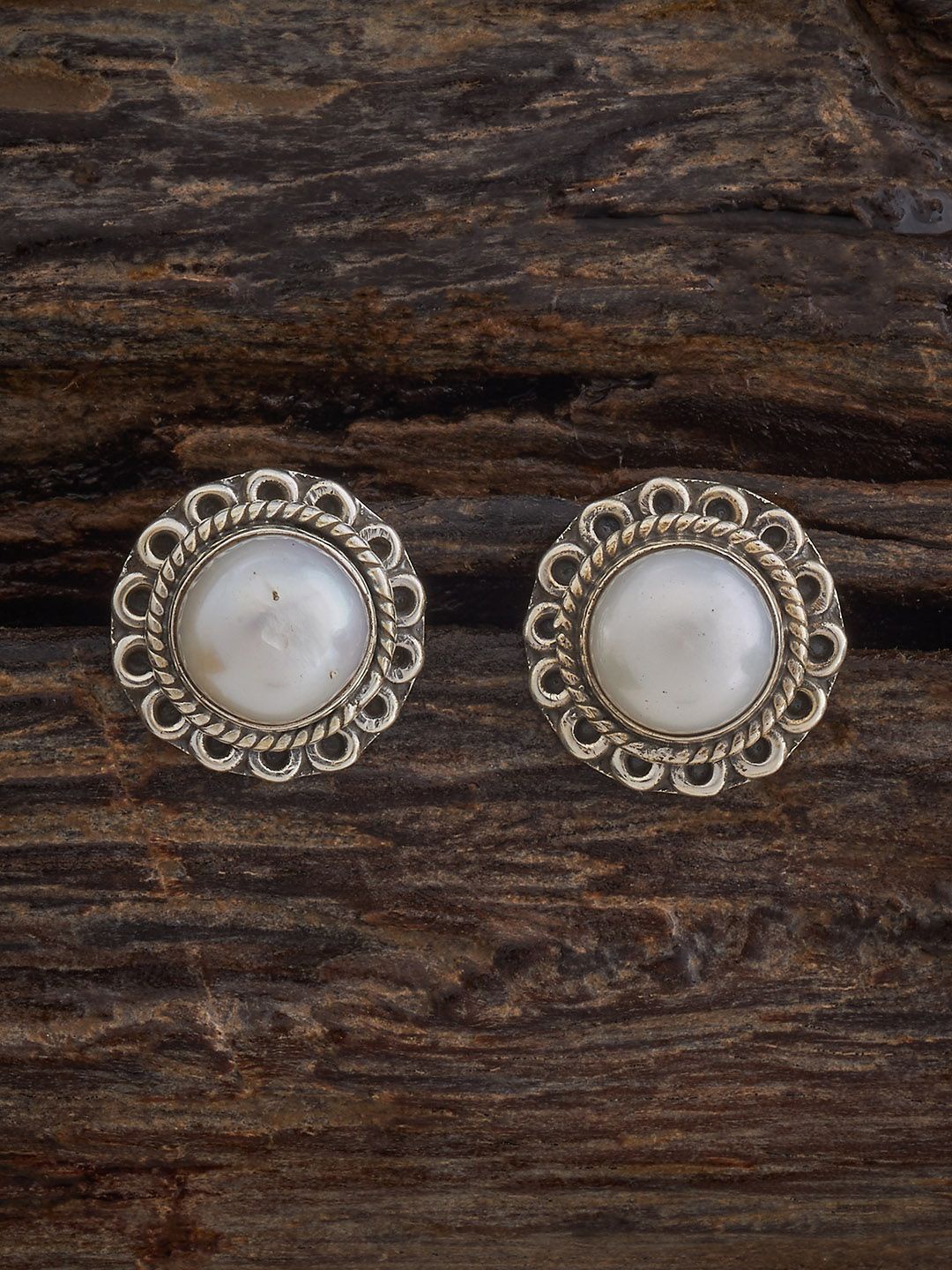 

Kushal's Fashion Jewellery 92.5 Sterling Silver-Plated Pearls Beaded Classic Studs