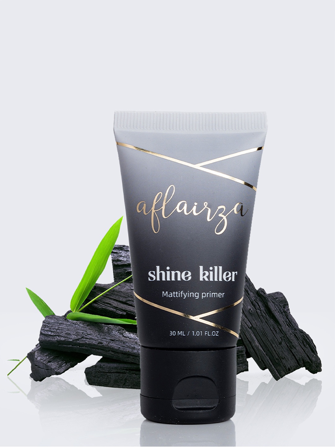 

AFLAIRZA Shine Killer Mattifying Primer with Charcoal & Bamboo - 30 ml, Black
