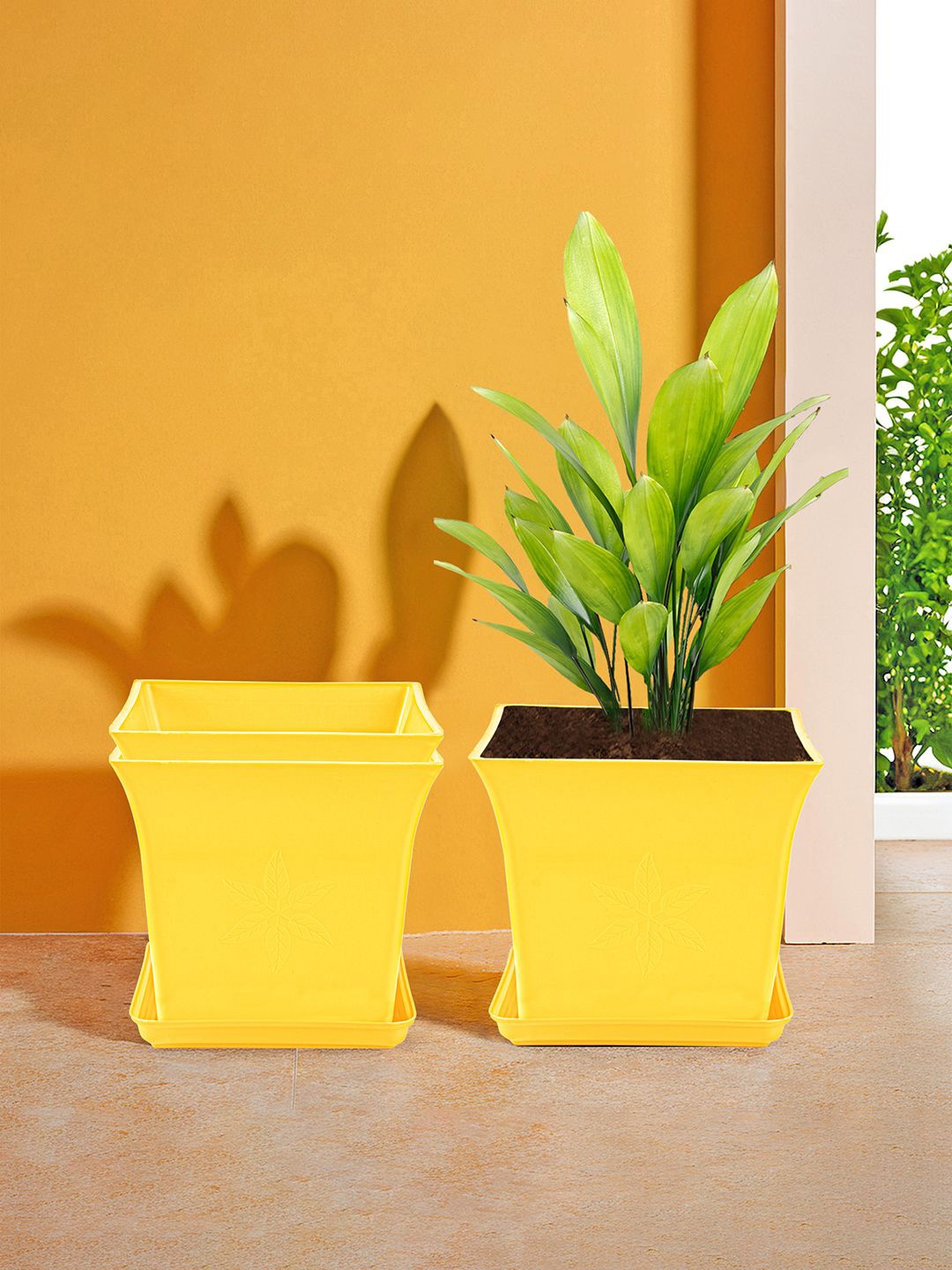 

Kuber Industries 3 Pieces Yellow Premium Flower Pots for Garden with Bottom Plates