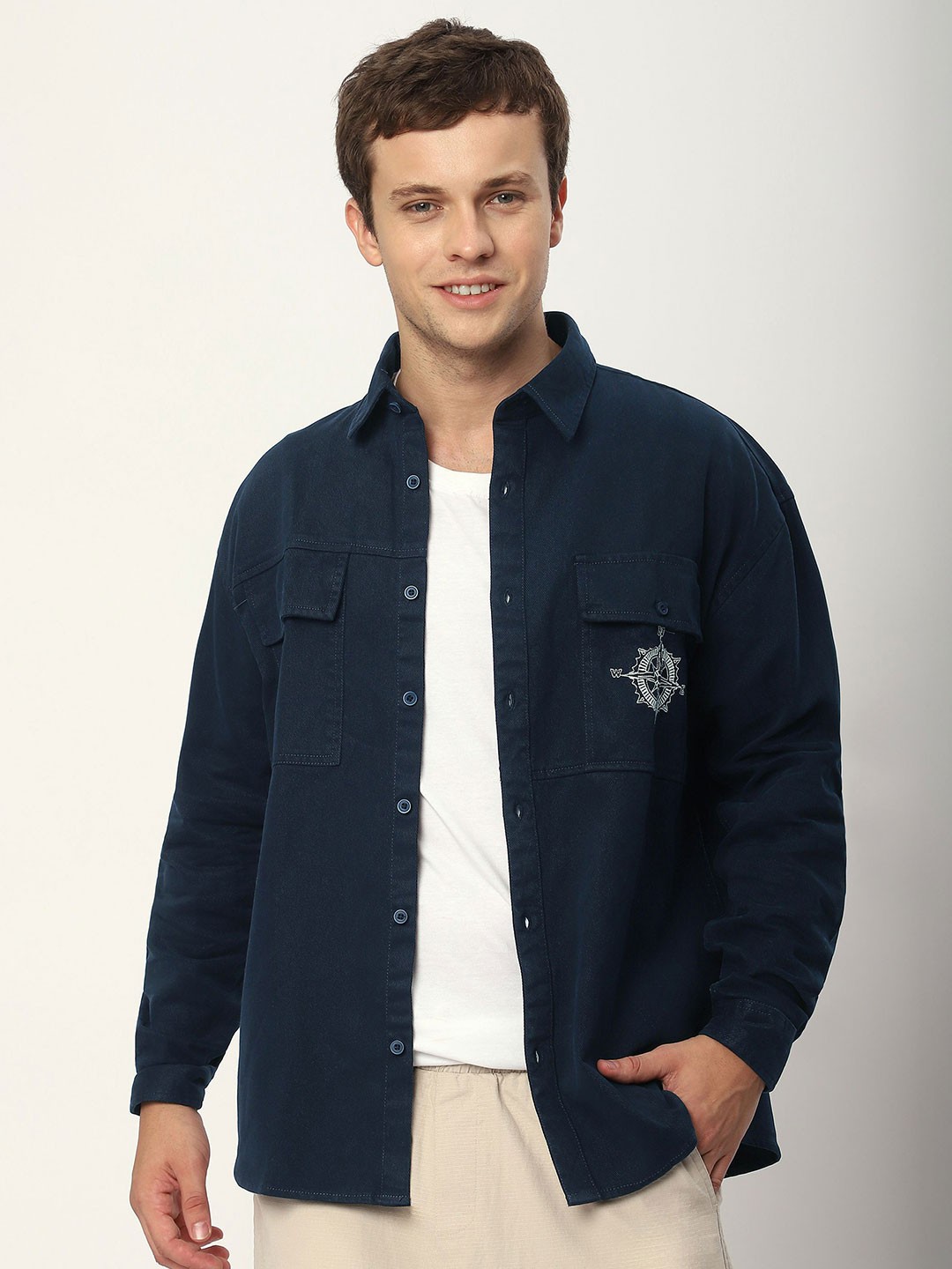 

Beyoung Men Relaxed Fit Spread Collar Solid Cotton Casual Shirt, Navy blue