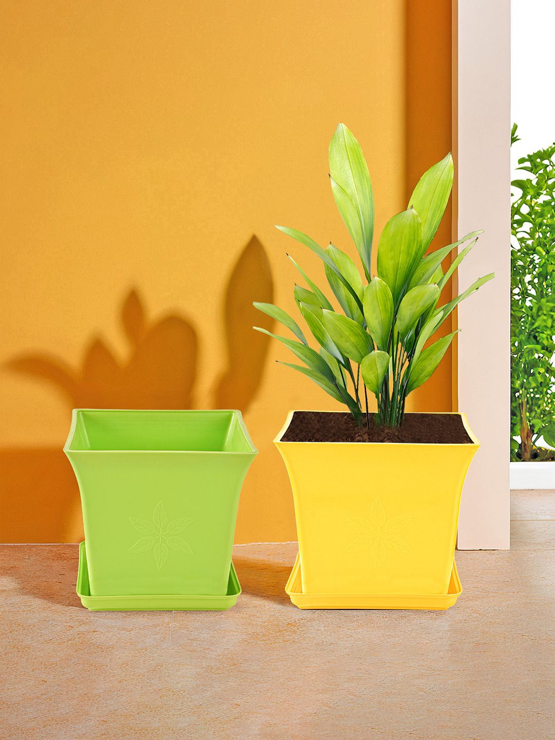 

Kuber Industries 2 Pieces Green & Yellow Premium Flower Pots for Garden with Bottom Plates