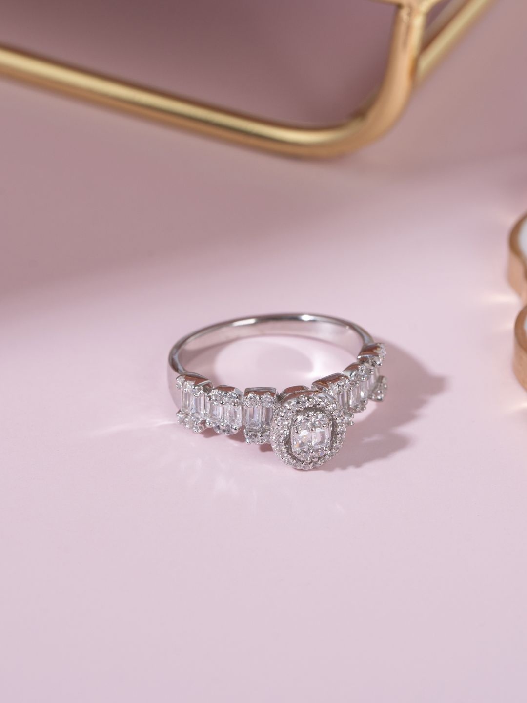 

GLYTERS Silver Stone-Studded Finger Ring
