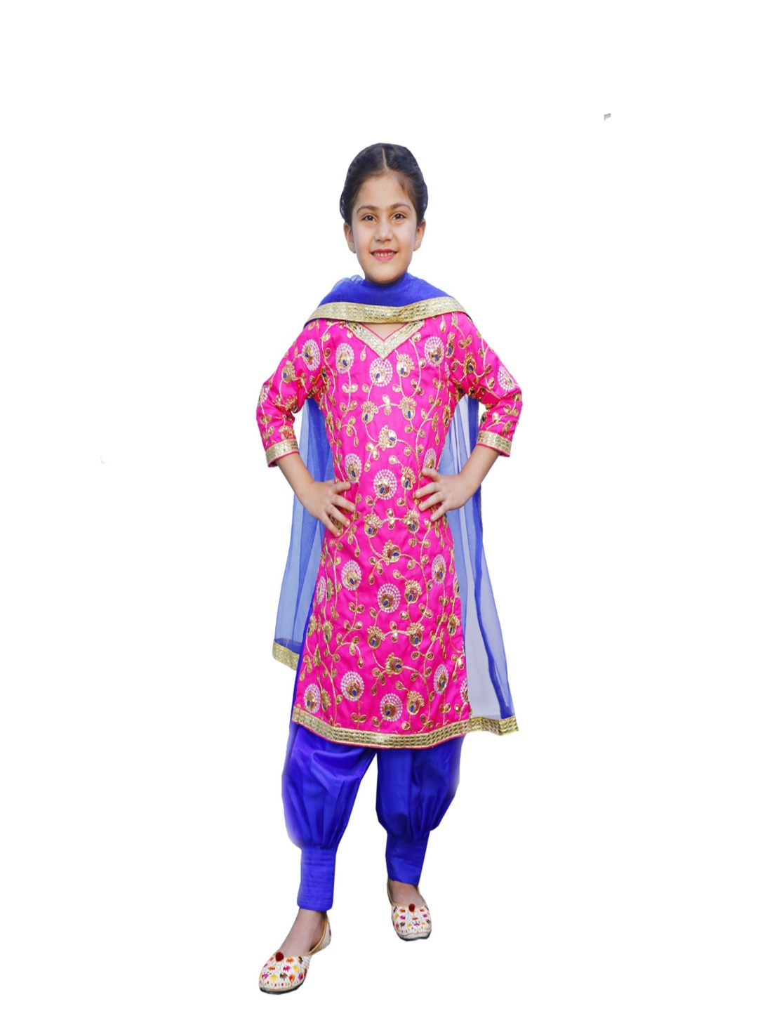

itsmycostume Girls Floral Embroidered Sequinned Kurta With Salwar And Dupatta, Pink