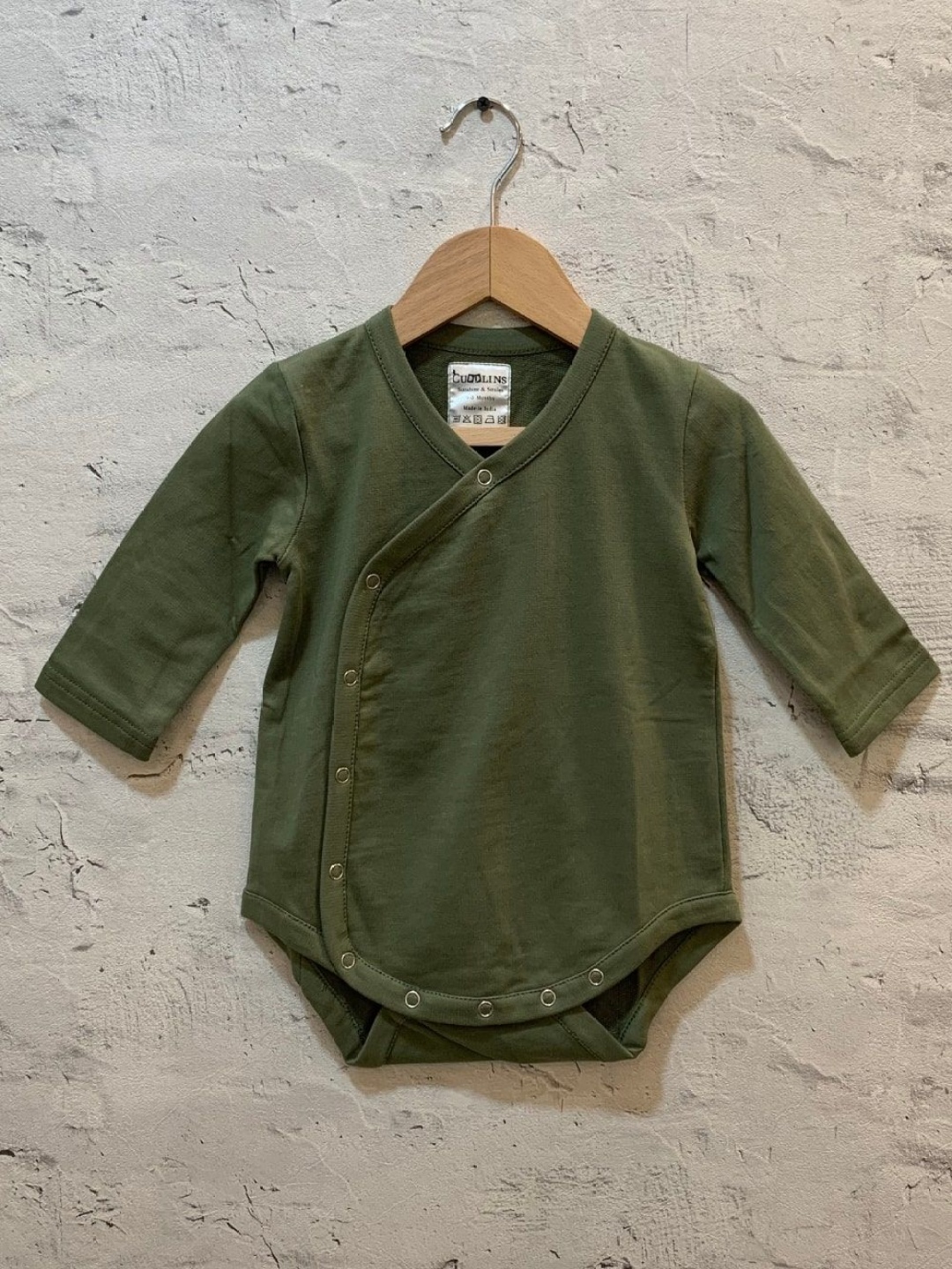 

EARTHY TWEENS Unisex Cuddly Pure Cotton Buddly Baby Onesie, Green