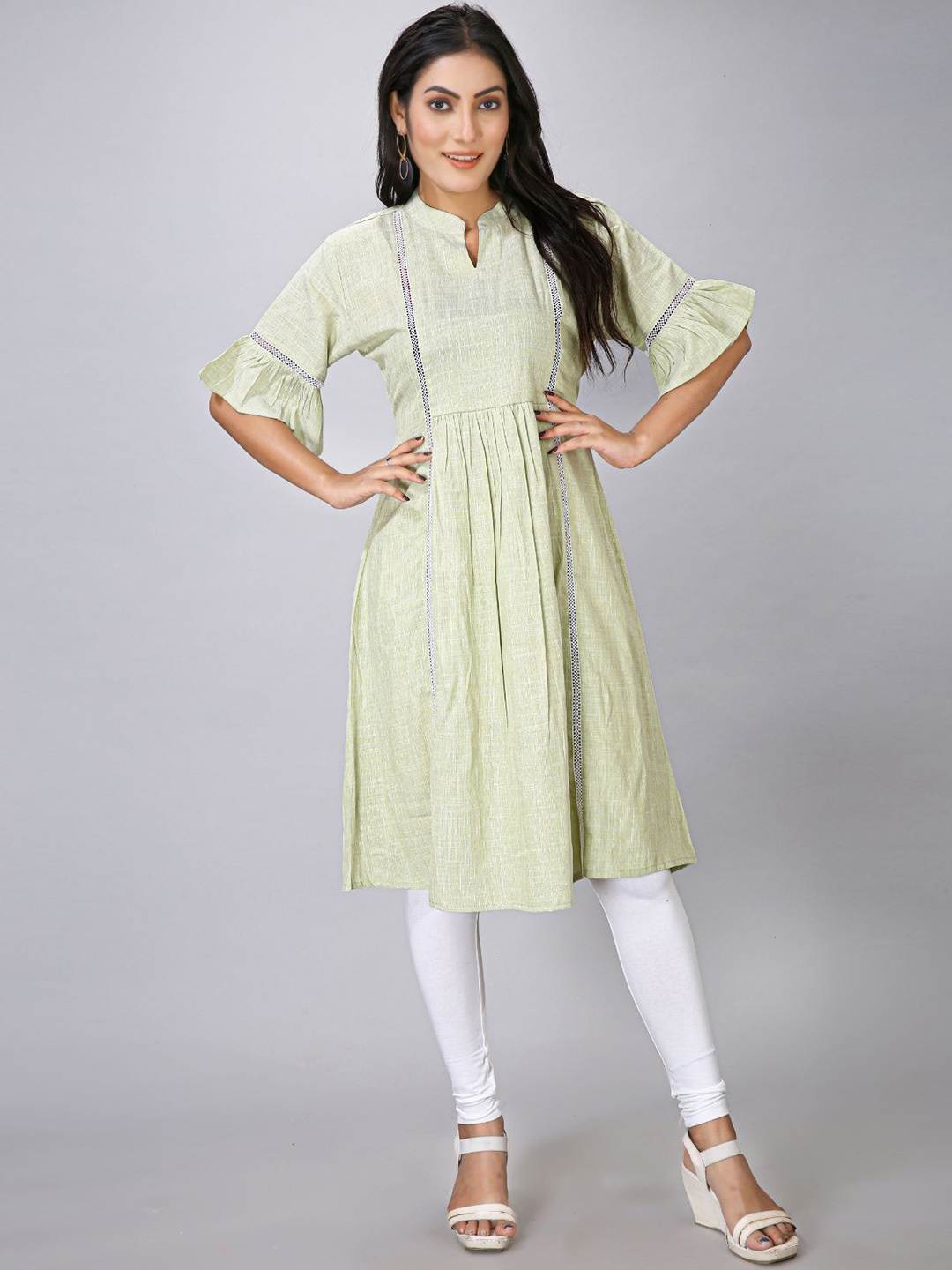 

Krimmple Bell Sleeves Kurta, Green