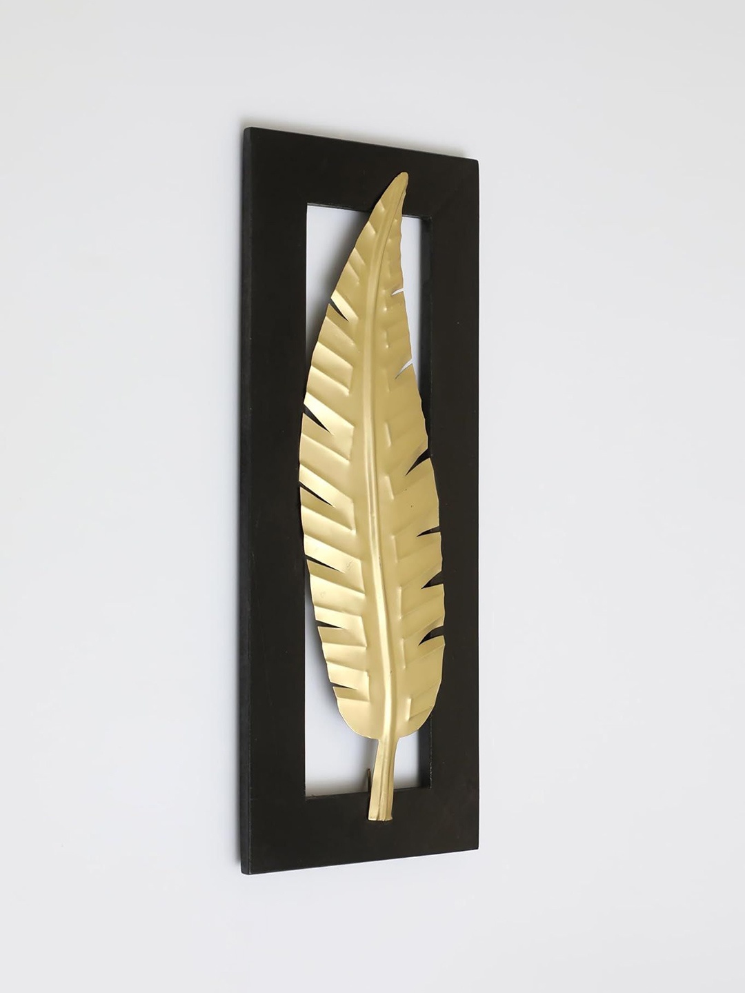 

vedas Mystic Indiana Black & gold Toned Vedas Vantara Leaf Wall Decor