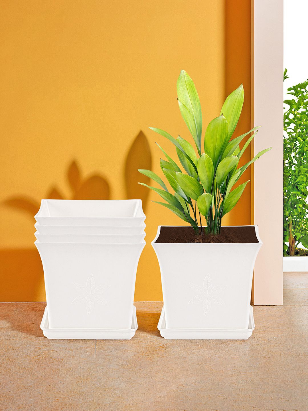 

Kuber Industries 5 Pieces White Premium Flower Pots for Garden with Bottom Plates