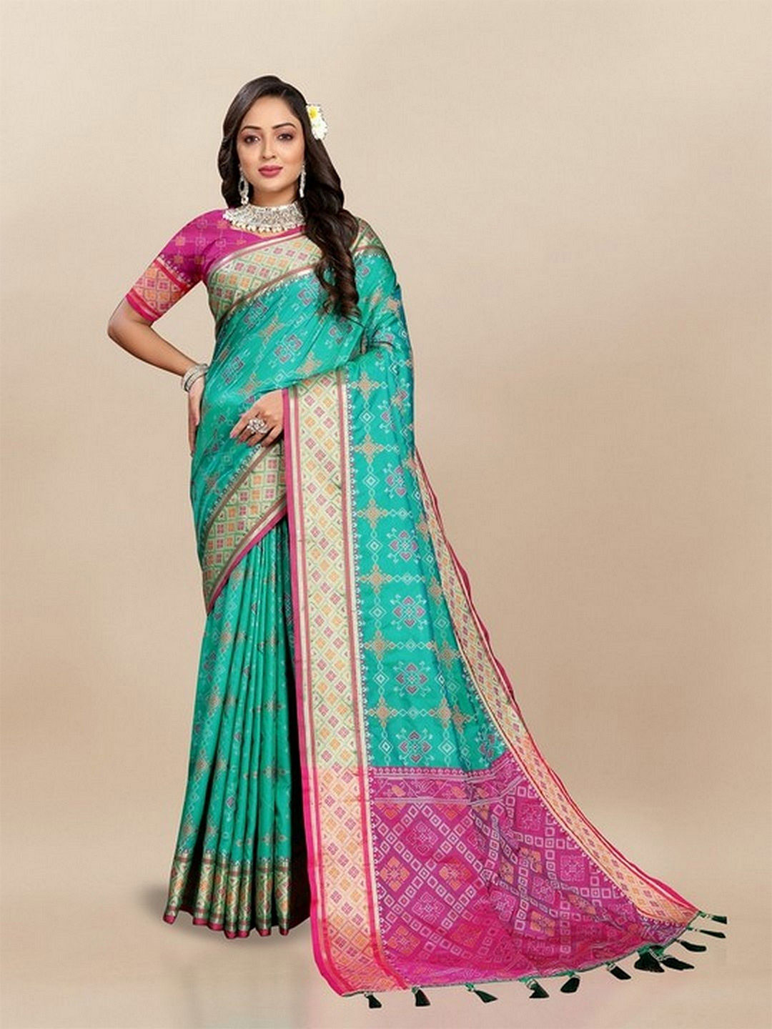 

VARNI FABRICS Ethnic Motifs Woven Design Zari Pure Silk Patola Saree, Sea green