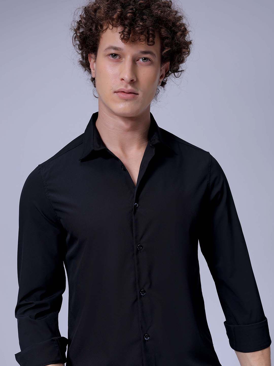 

The Indian Garage Co Men Slim Fit Spread Collar Solid Casual Shirt, Black