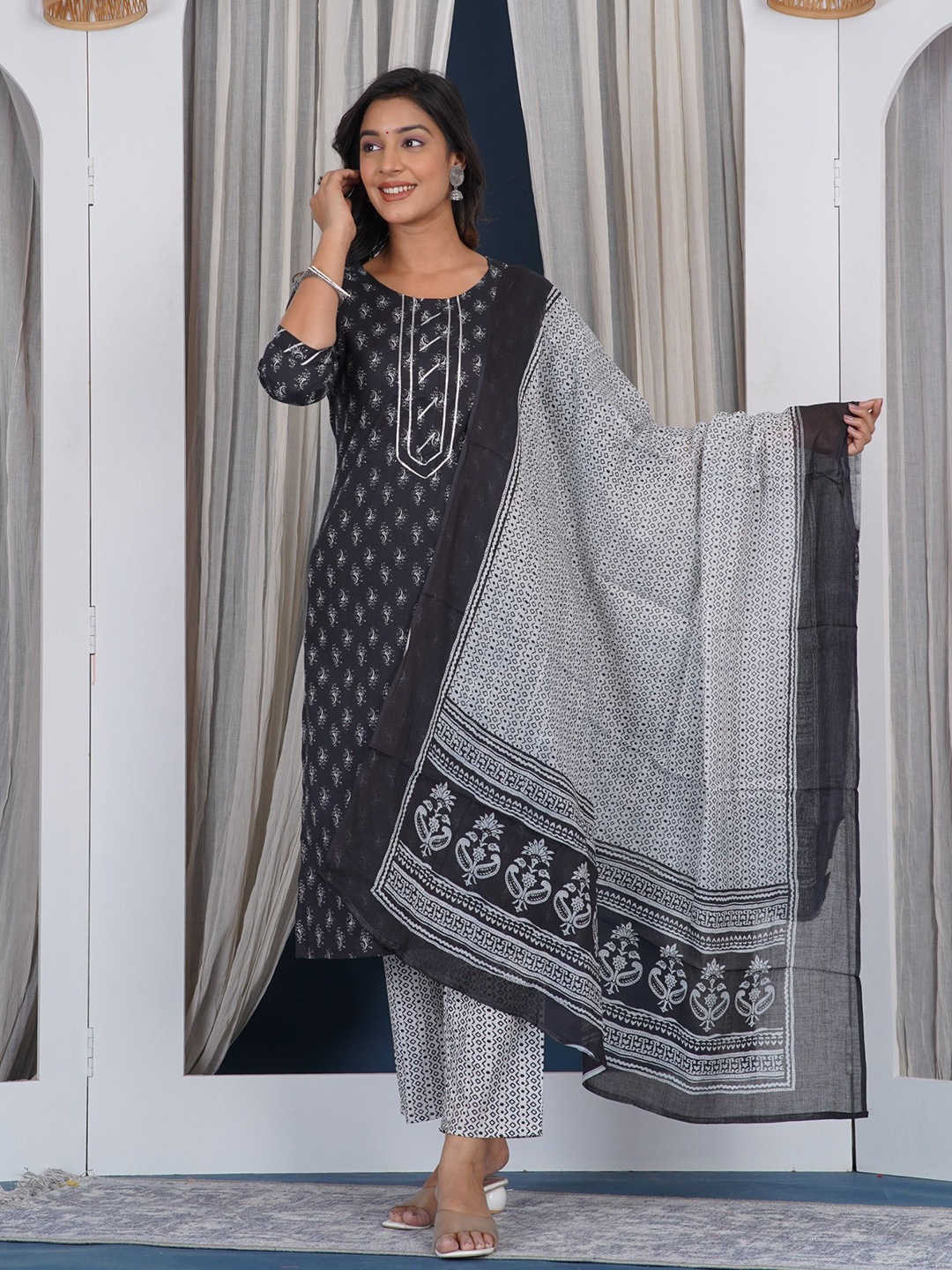 

Prathmikta Ethnic Motifs Printed Cotton Kurta with Trousers & With Dupatta, Black