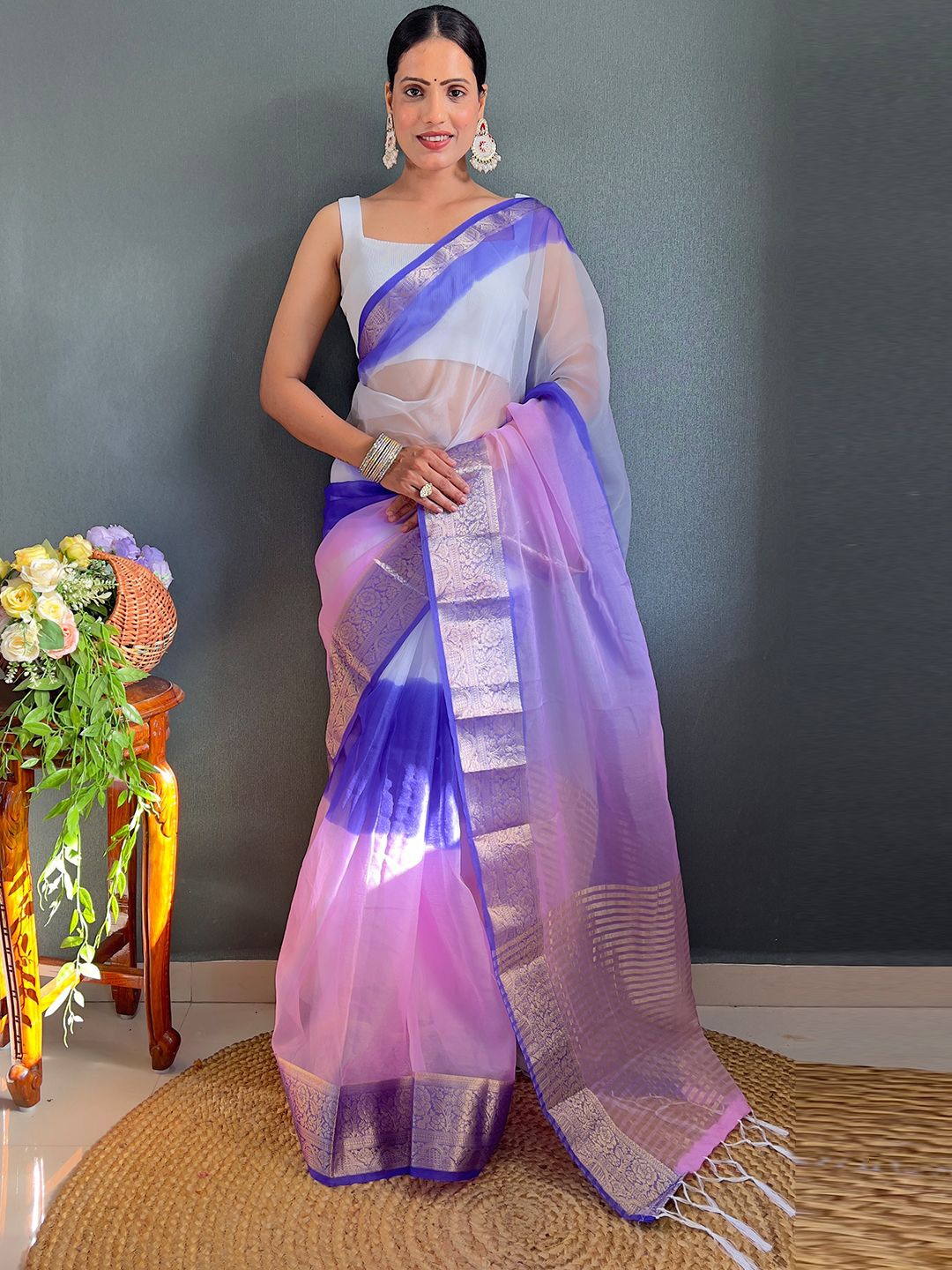 

Mitera Colourblocked Zari Organza Saree, Blue