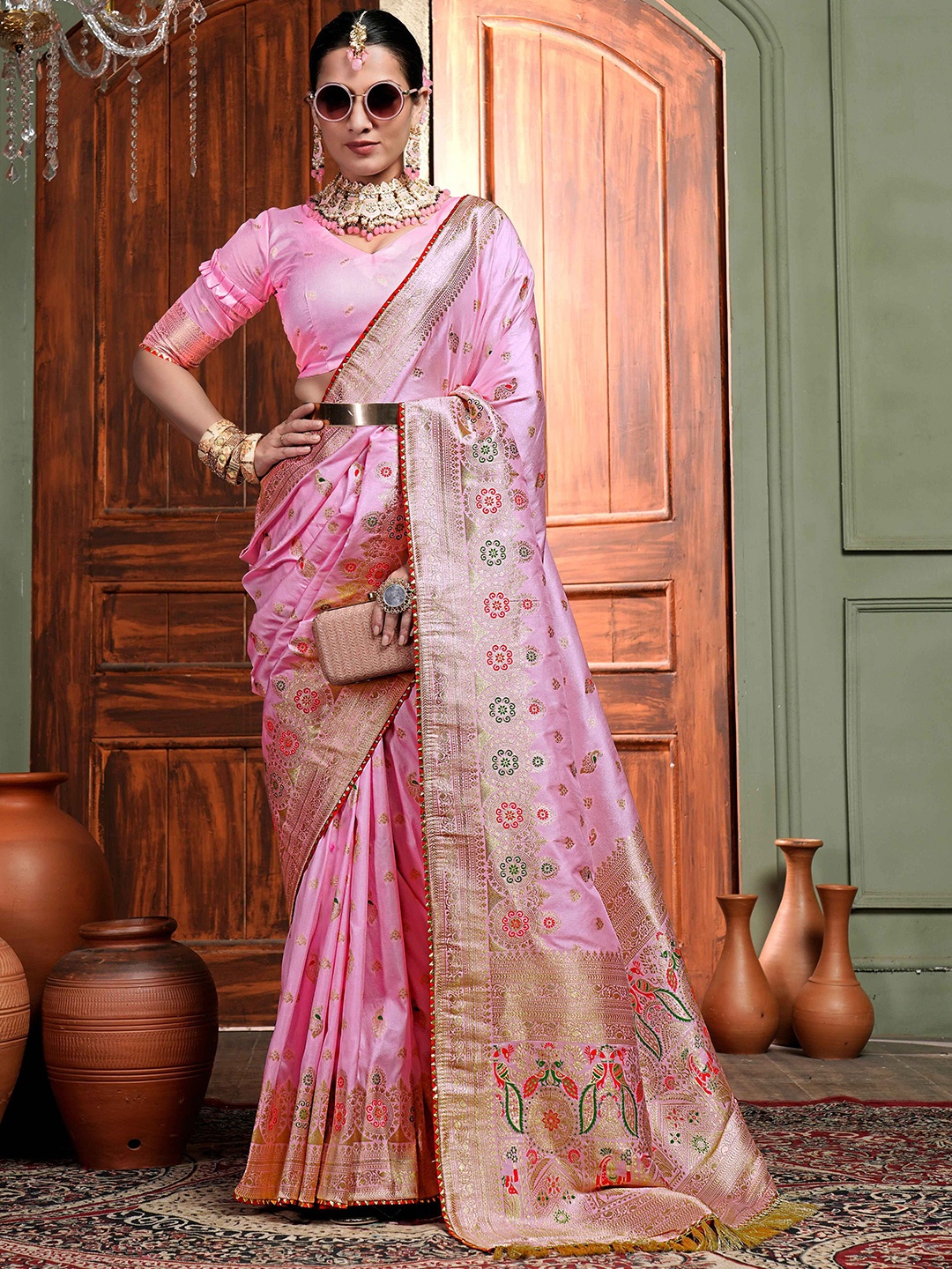 

Aagiri Woven Design Zari Pure Silk Banarasi Saree, Pink