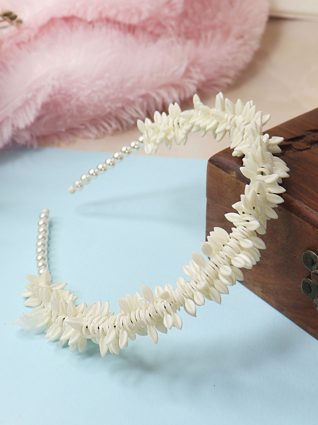 

Soho Boho Studio Women Fashion Ethnic Hairband, Off white