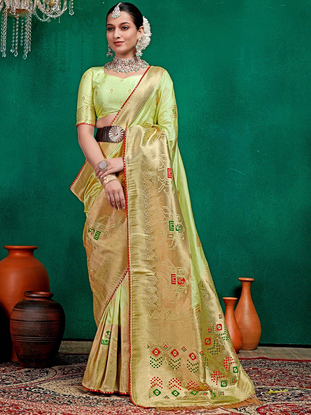 

Aagiri Woven Design Zari Pure Silk Banarasi Saree, Yellow