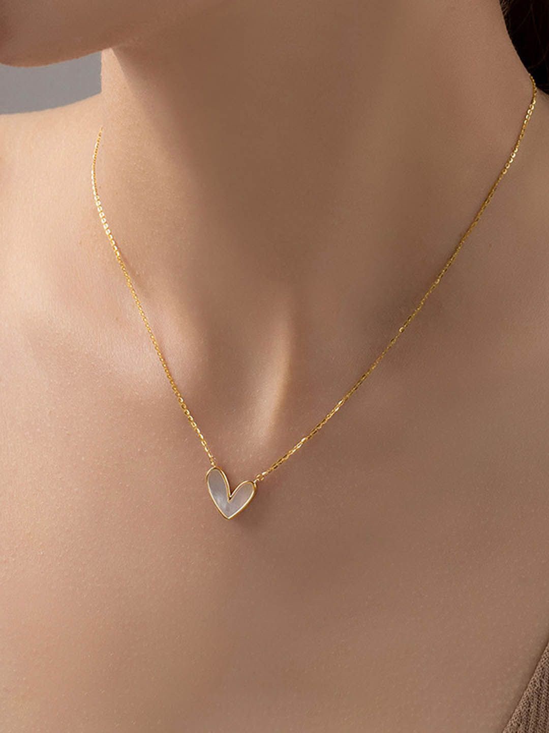 

StyleCast Gold-Toned Heart Shaped Minimal Chain