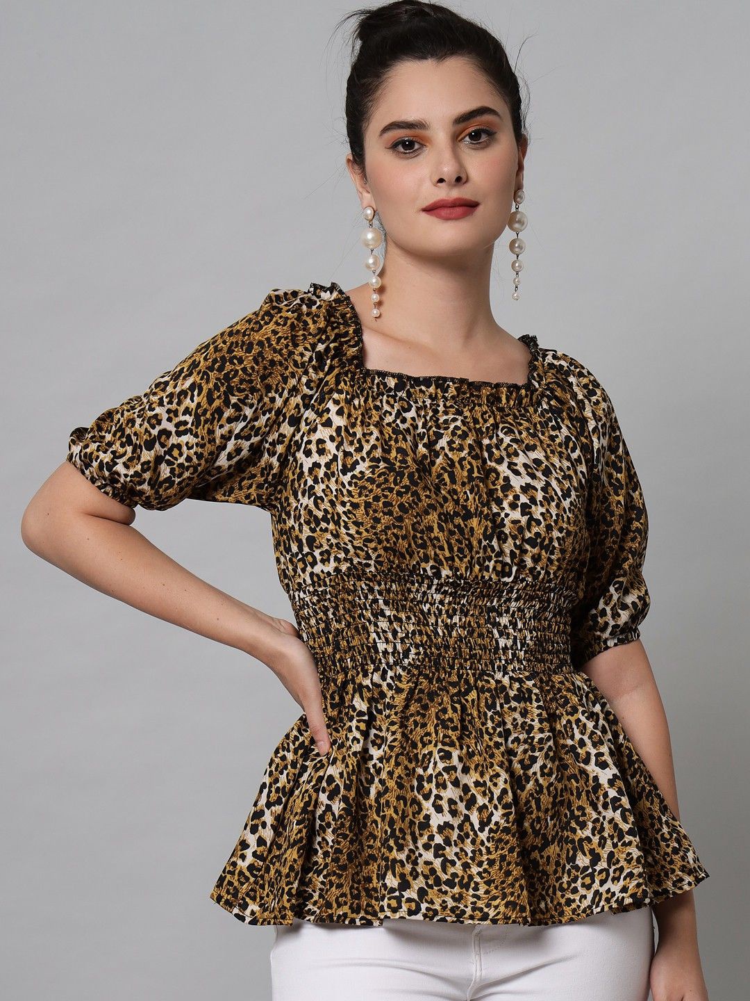 

CULPI Women Animal Printed Puff Sleeves Peplum Top, Brown