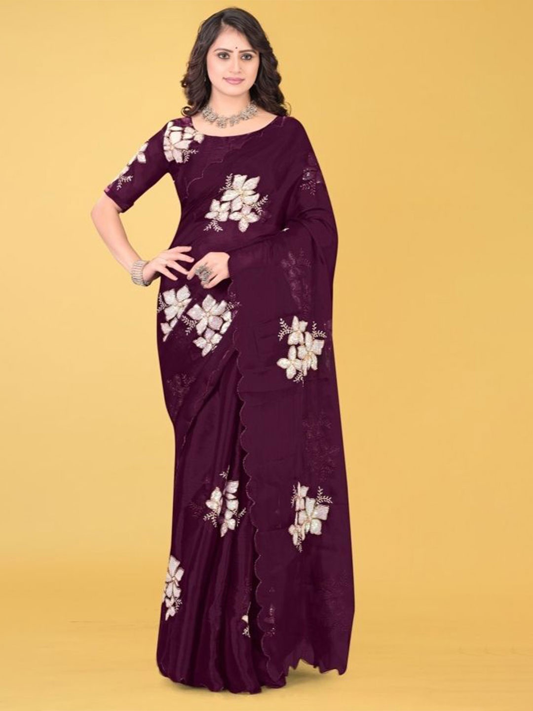 

Aika Floral Embroidered Pure Silk Saree, Maroon