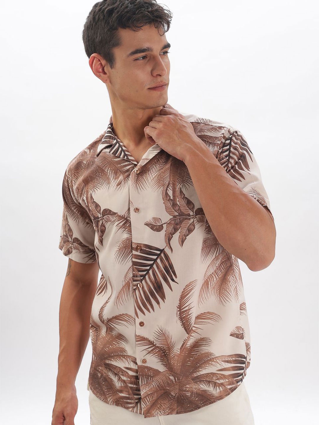 

BUMCHIQ Men Comfort Relaxed Fit Cuban Collar Floral Printed Cotton Casual Shirt, Beige
