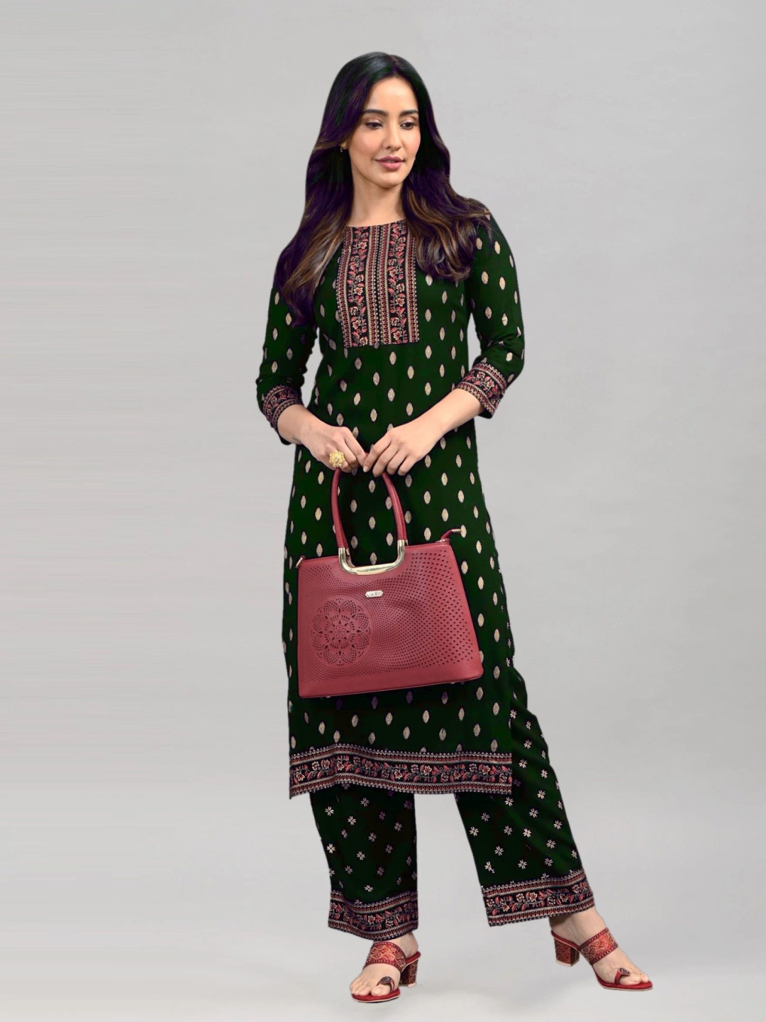 

Moda Rapido Floral Yoke Design Round Neck Straight Kurta with Palazzo, Green