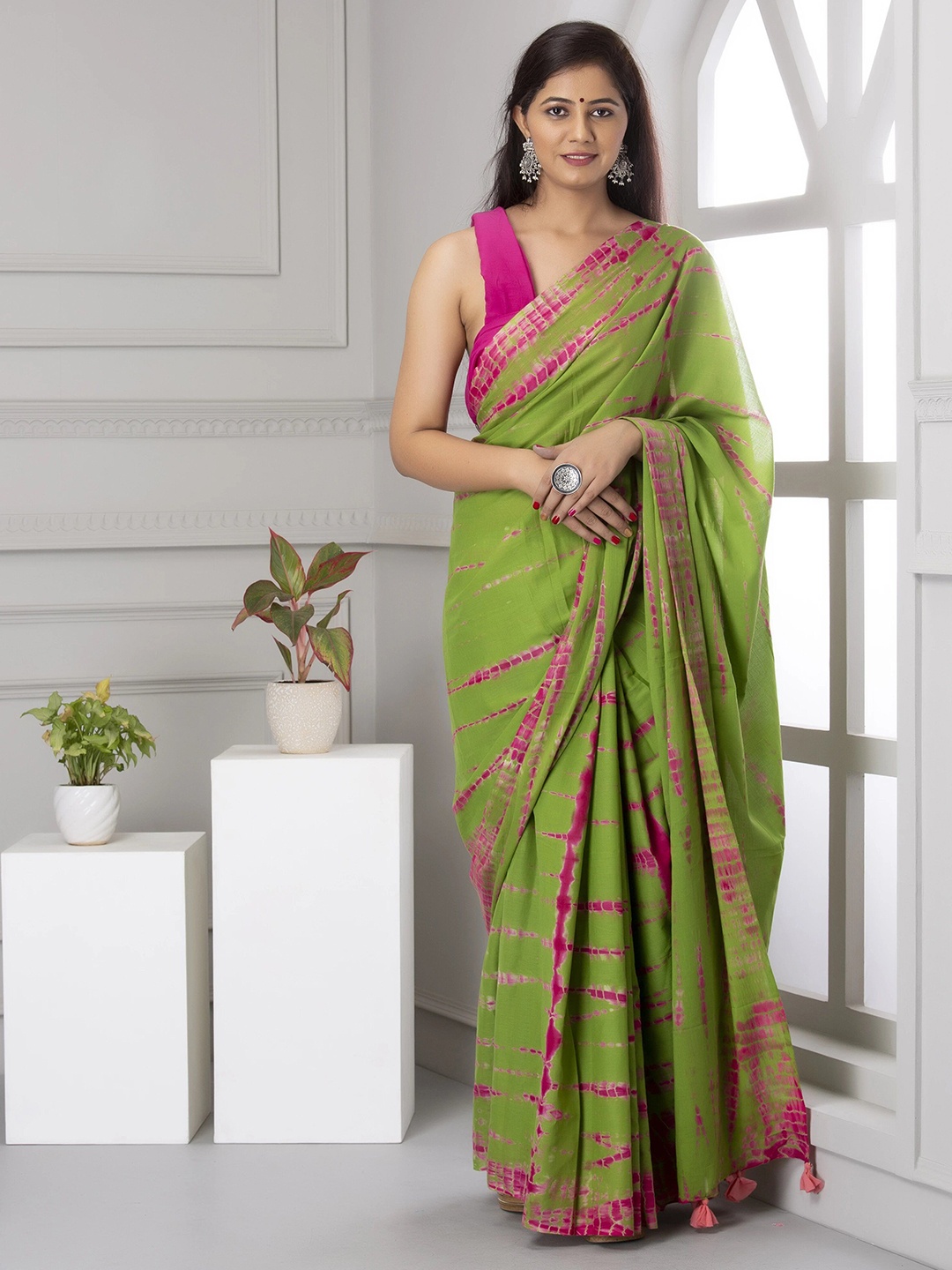 

Craft Musium Floral Pure Cotton Bagru Saree, Green