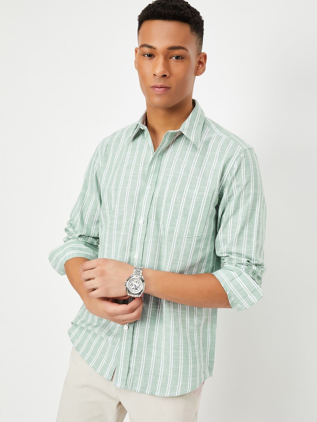 

max Men Spread Collar Vertical Striped Cotton Casual Shirt, Sea green