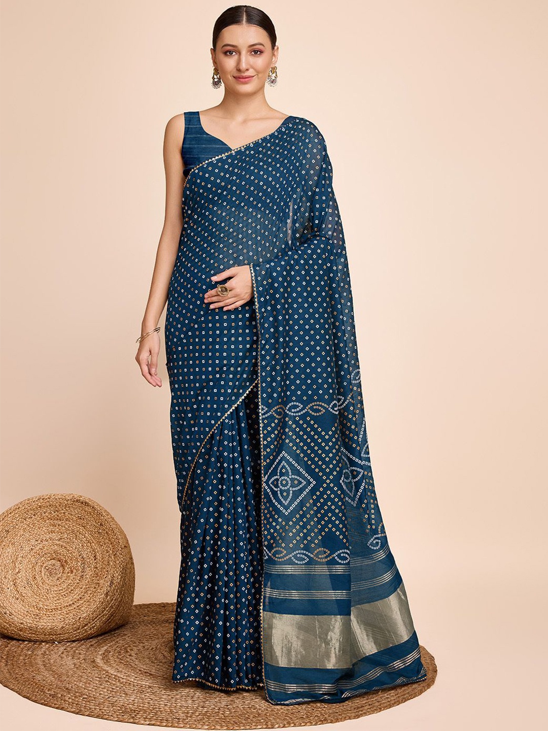 

Aika Bandhani Printed Saree, Green