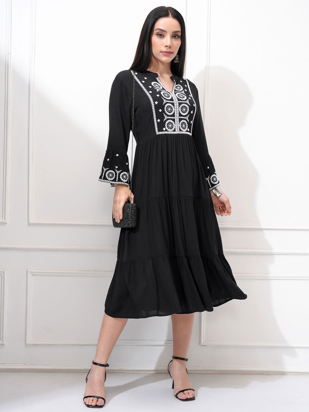 

Vishudh Women Embroidered Tie Midi Dress, Black