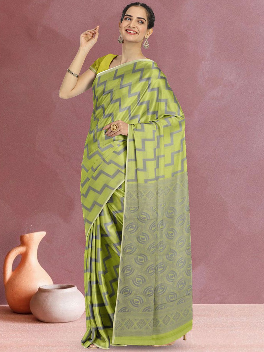 

Avishya Geometric Woven Design Saree, Green