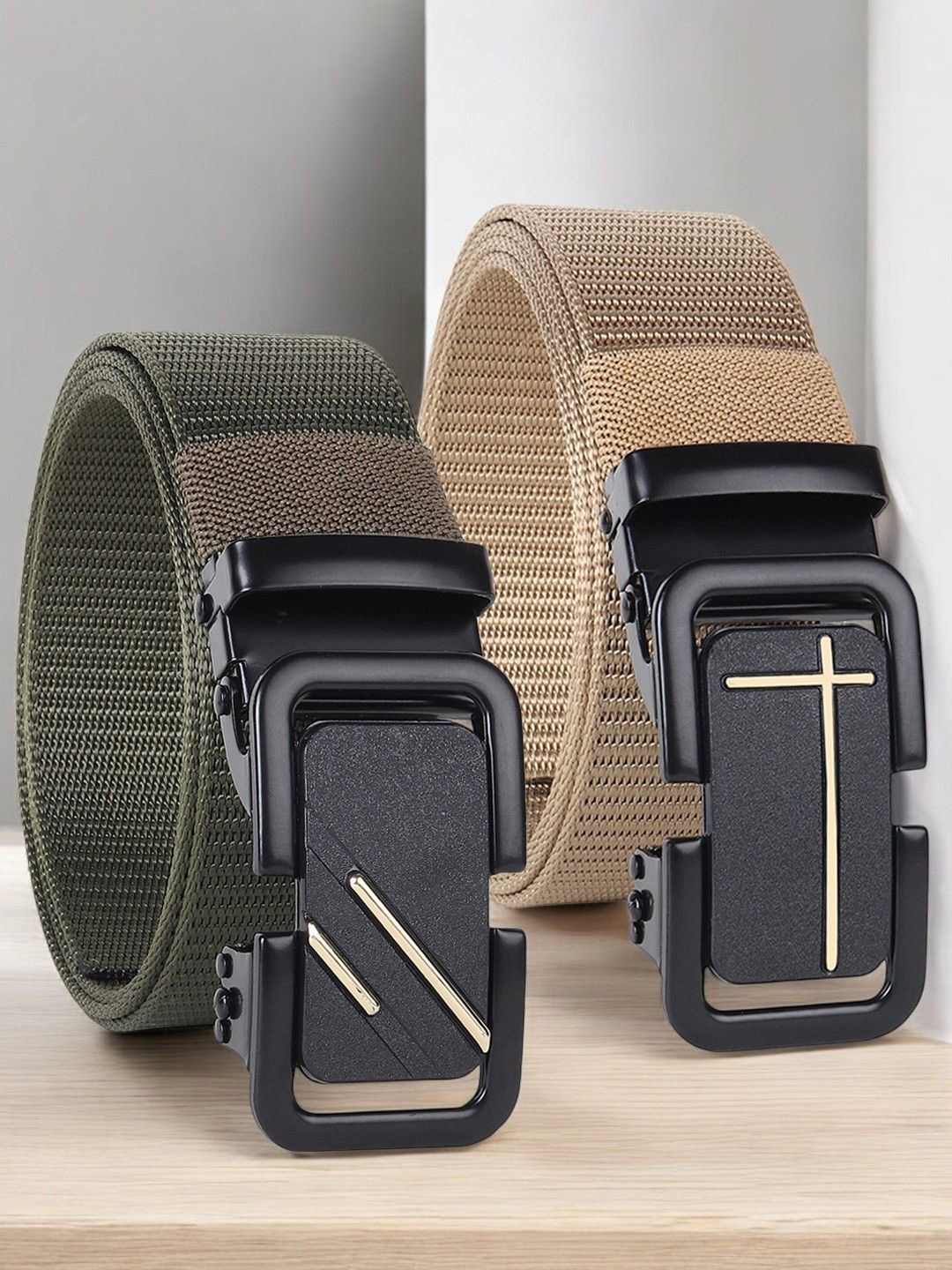 

Metronaut Men Textured 2 Belt, Green