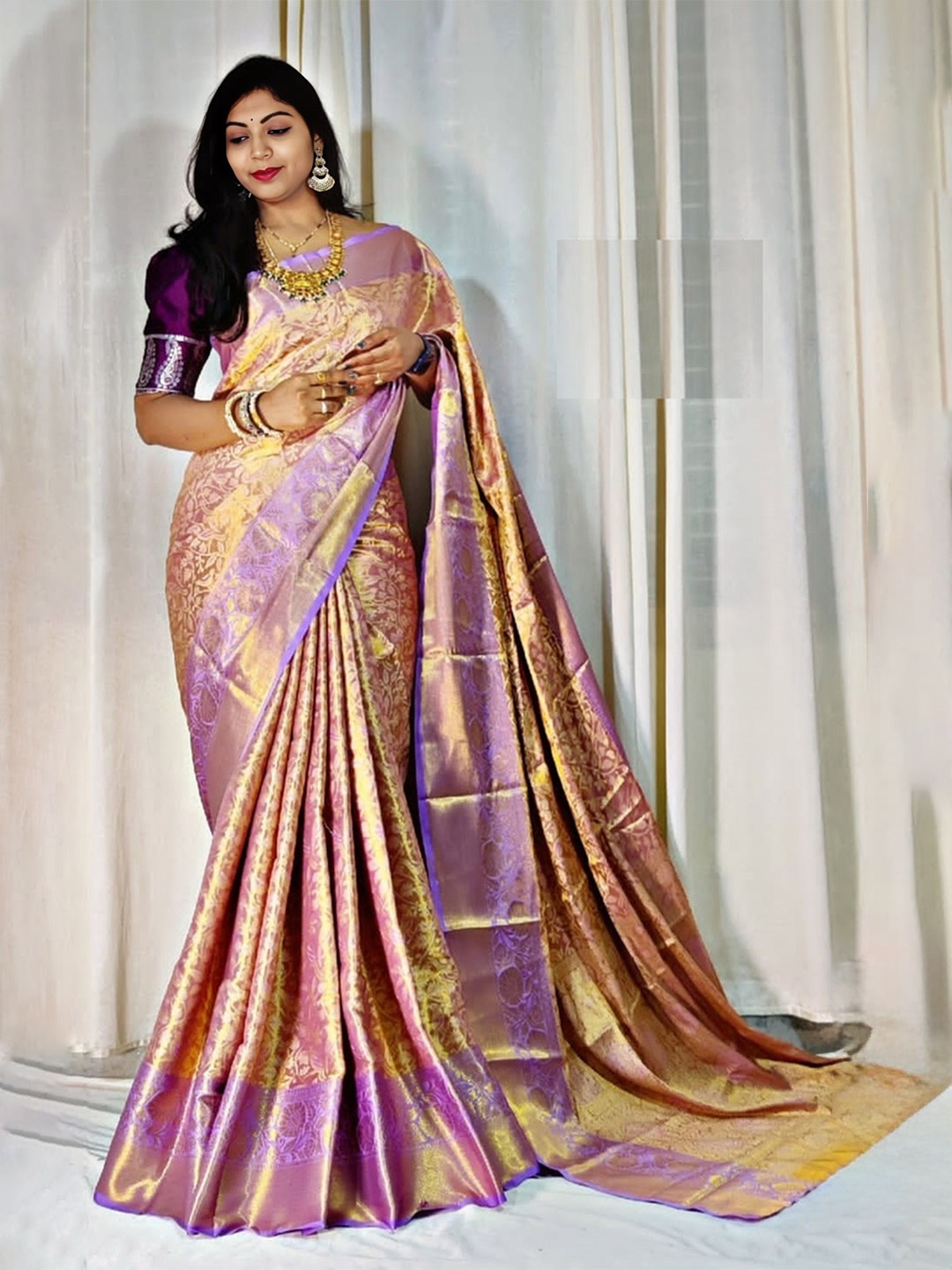 

Upalksh Woven Design Banarasi Saree, Purple