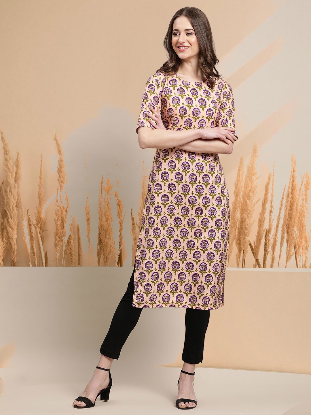

7Threads Selection Of 2 Floral Printed Round Neck Straight Kurtas, Cream