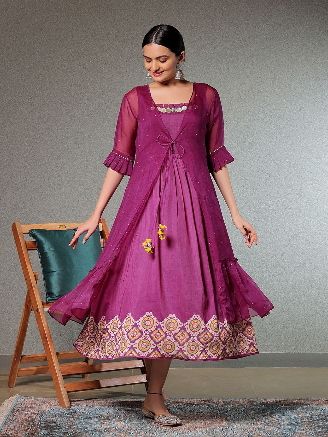 

SUKRUTI DESIGN Jasmine Women Printed Fit & Flare Midi Ethnic Dresses with Jacket, Pink