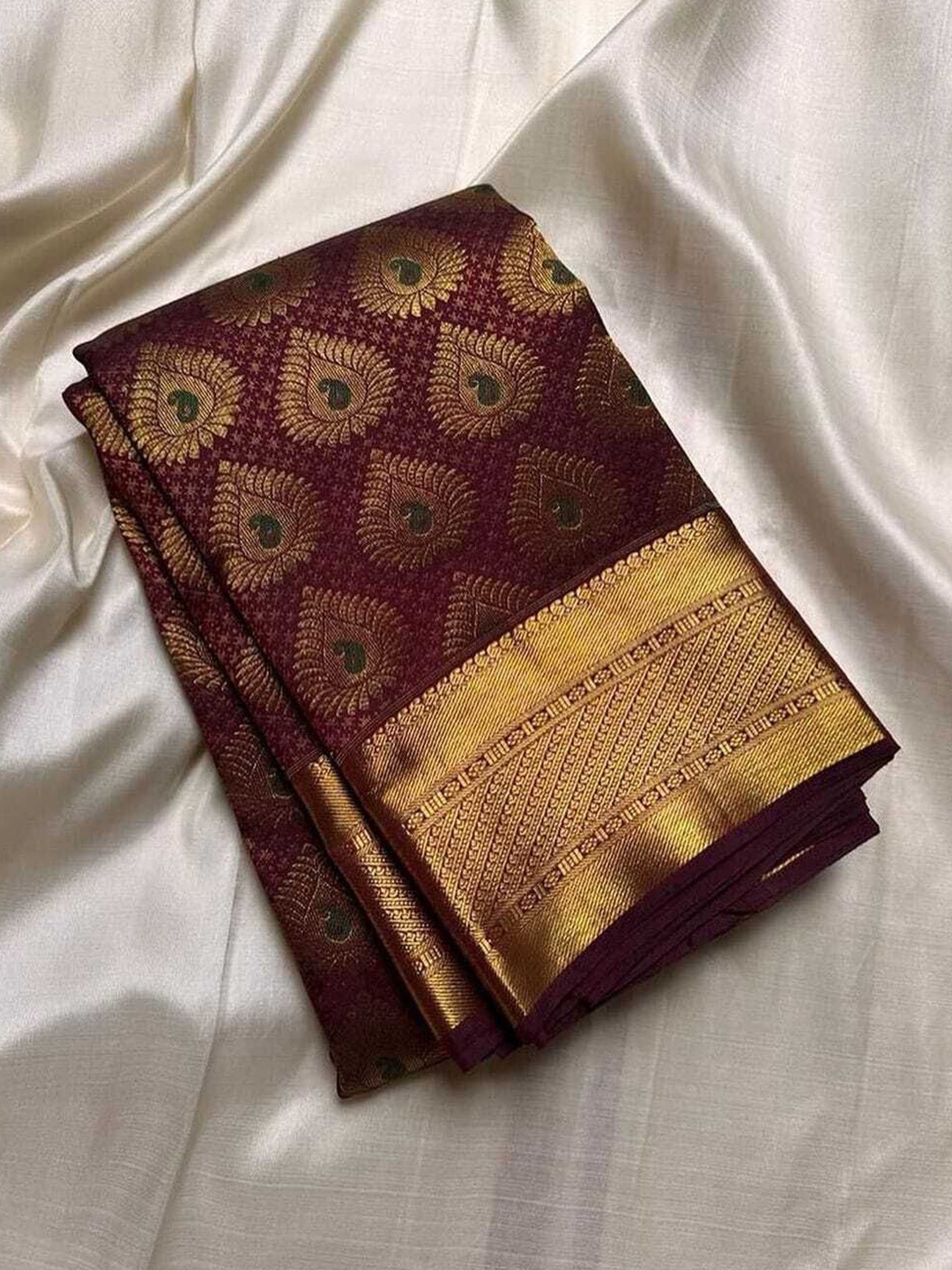 

Upalksh Woven Design Zari Jute Silk Kanjeevaram Saree, Maroon