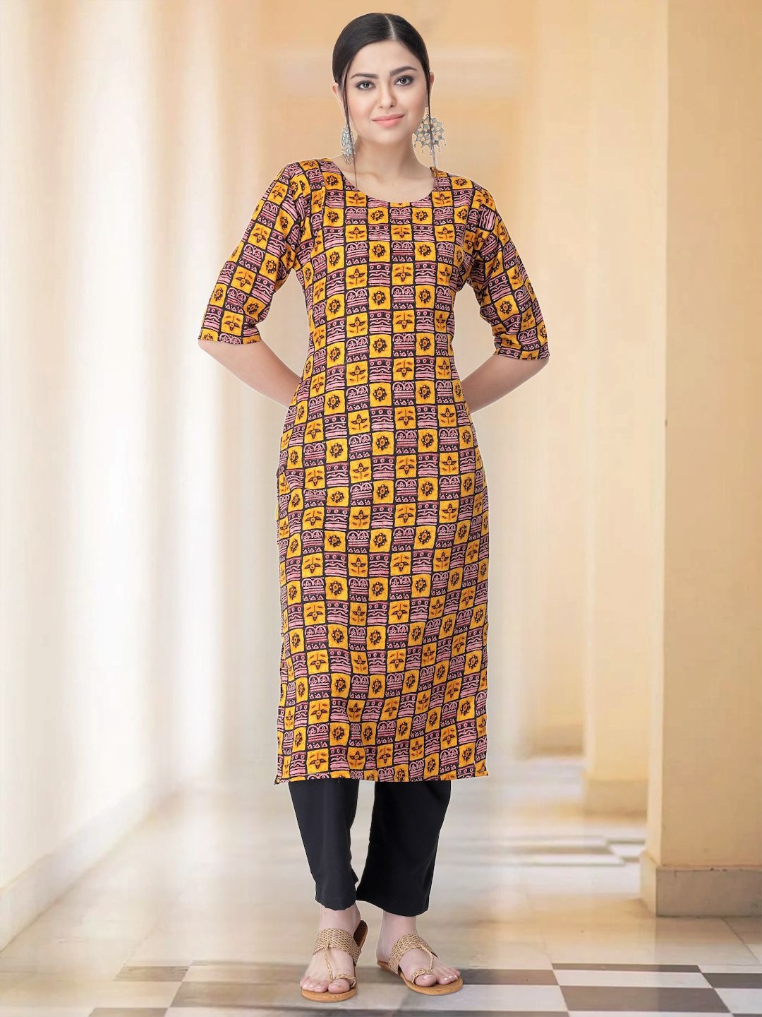 

7Threads Selection Of 2 Ethnic Motifs Printed Round Neck Straight Kurta with Trousers, Yellow