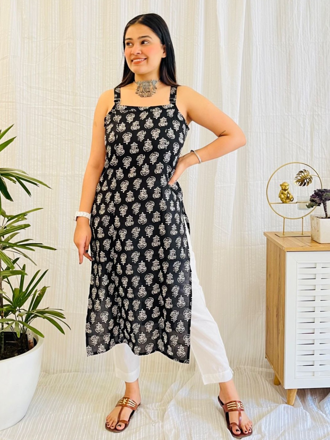 

Bohemian Dream Women Black Block Print Kurta