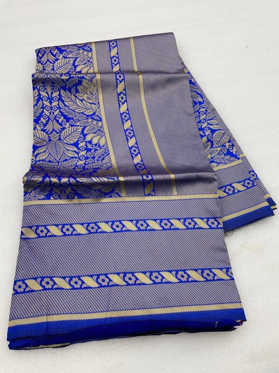 

Upalksh Woven Design Zari Silk Cotton Banarasi Saree, Blue