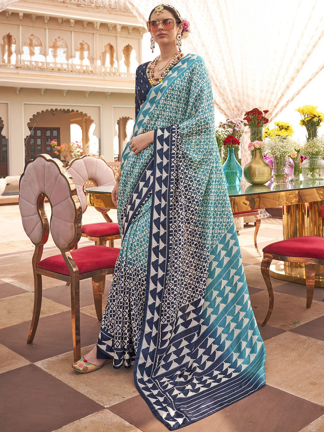 

elora Abstract Printed Saree, Blue