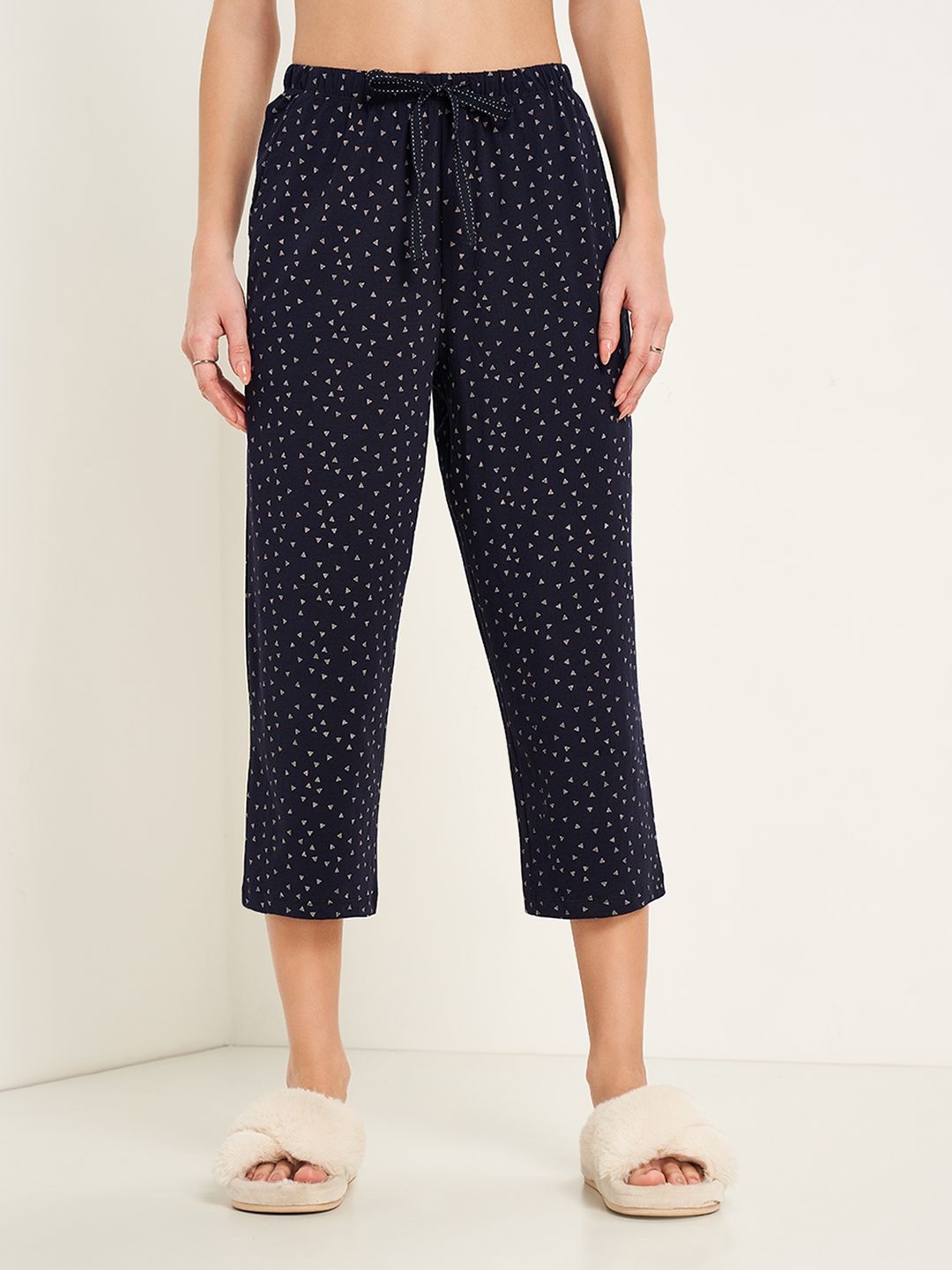 

Dreamz by Pantaloons Women Printed Relaxed Fit Lounge Pant, Navy blue
