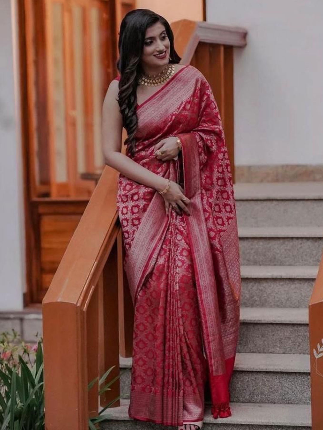 

Upalksh Woven Design Zari Kanjeevaram Saree, Red