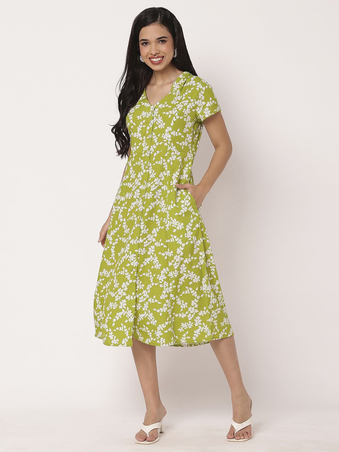 

Moomaya Women Printed Midi A-Line Dress, Green