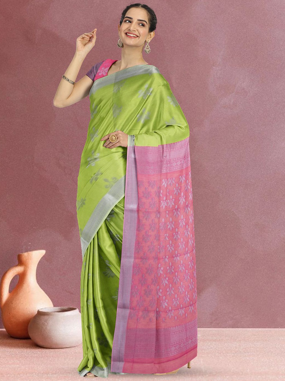 

Avishya Ethnic Motifs Woven Design Saree, Green