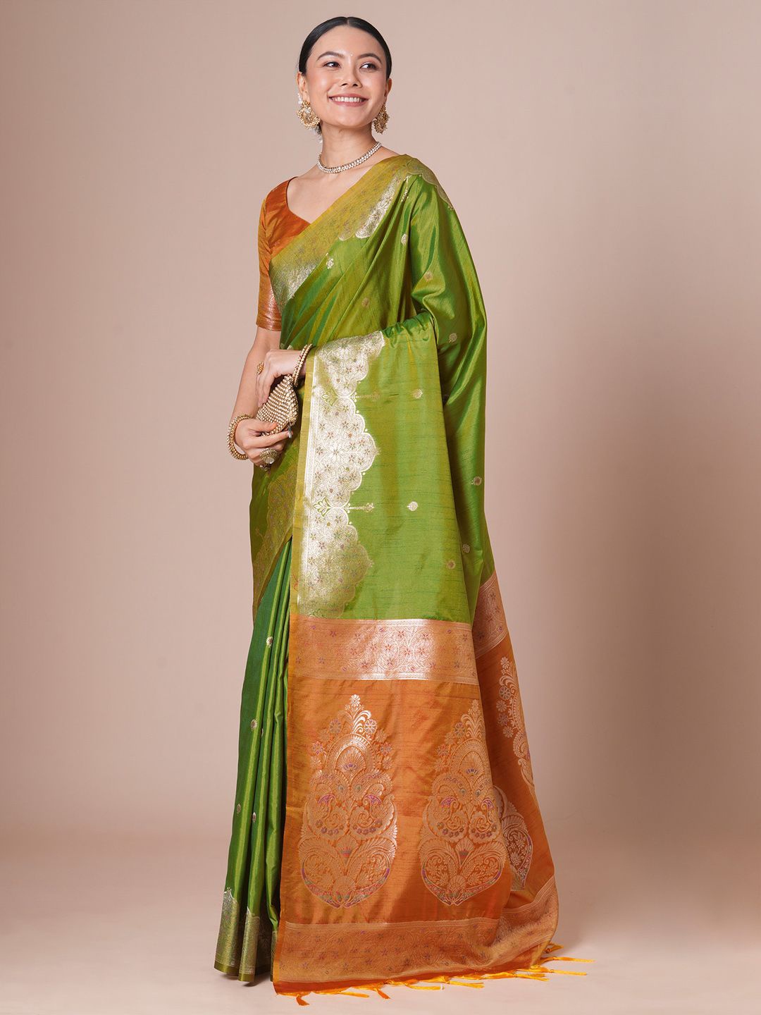 

House of Pataudi Woven Designed Festive Wear Saree With Blouse, Green