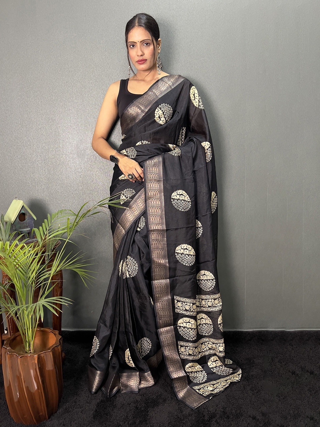 

Upalksh Woven Design Kota Saree, Black