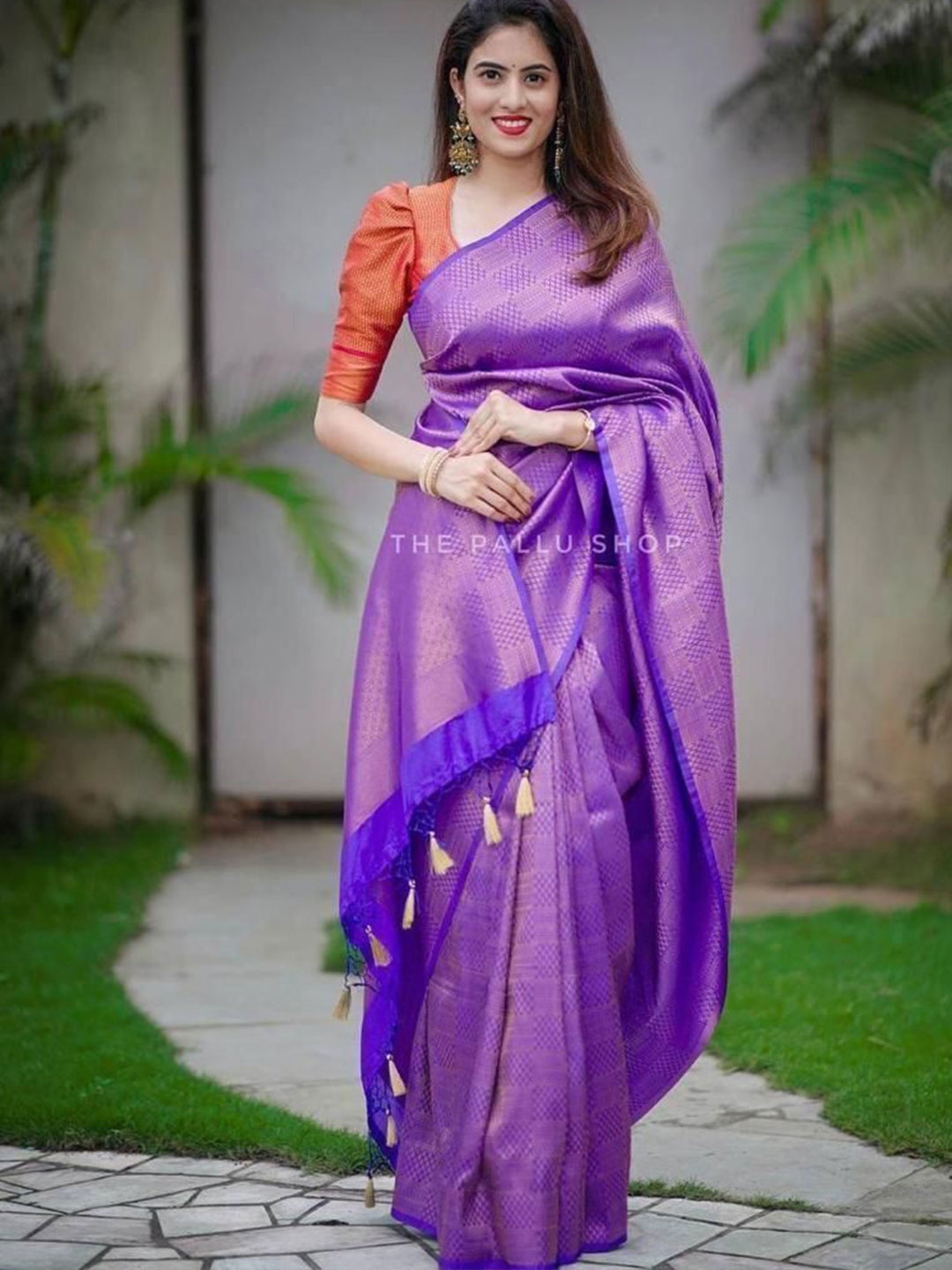 

Upalksh Woven Design Zari Pure Silk Tussar Saree, Purple