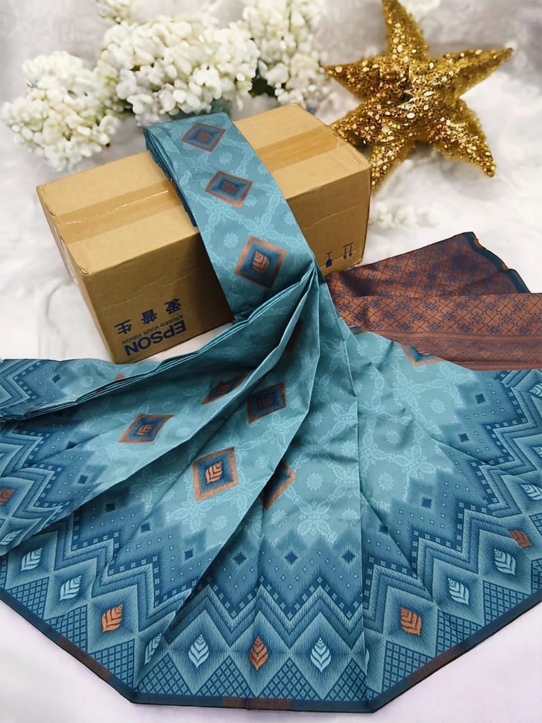 

Aika Ethnic Motifs Pure Silk Banarasi Saree, Blue