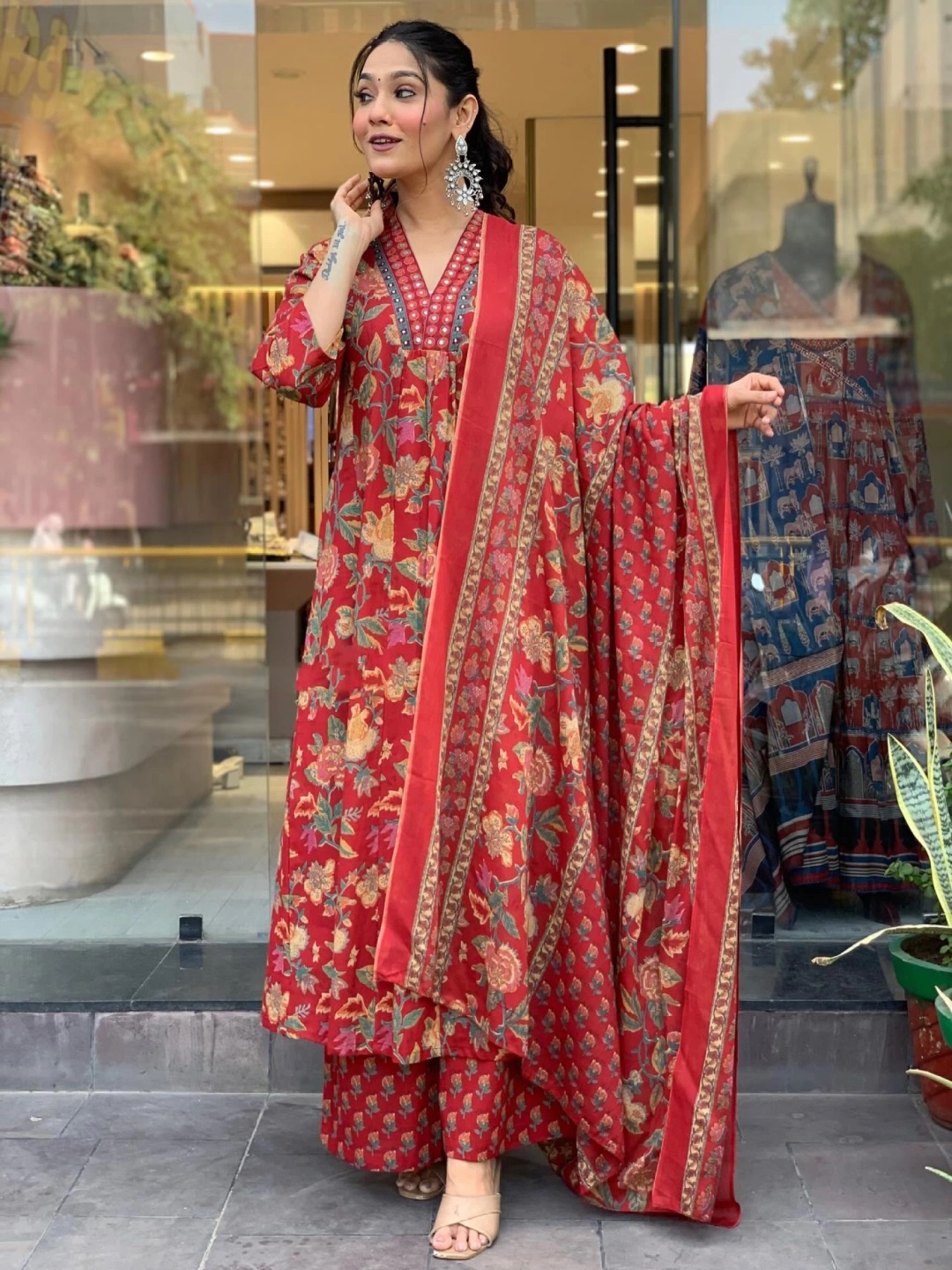 

Moda Rapido Floral Printed V-Neck Anarkali Kurta with Trousers And Dupatta, Red