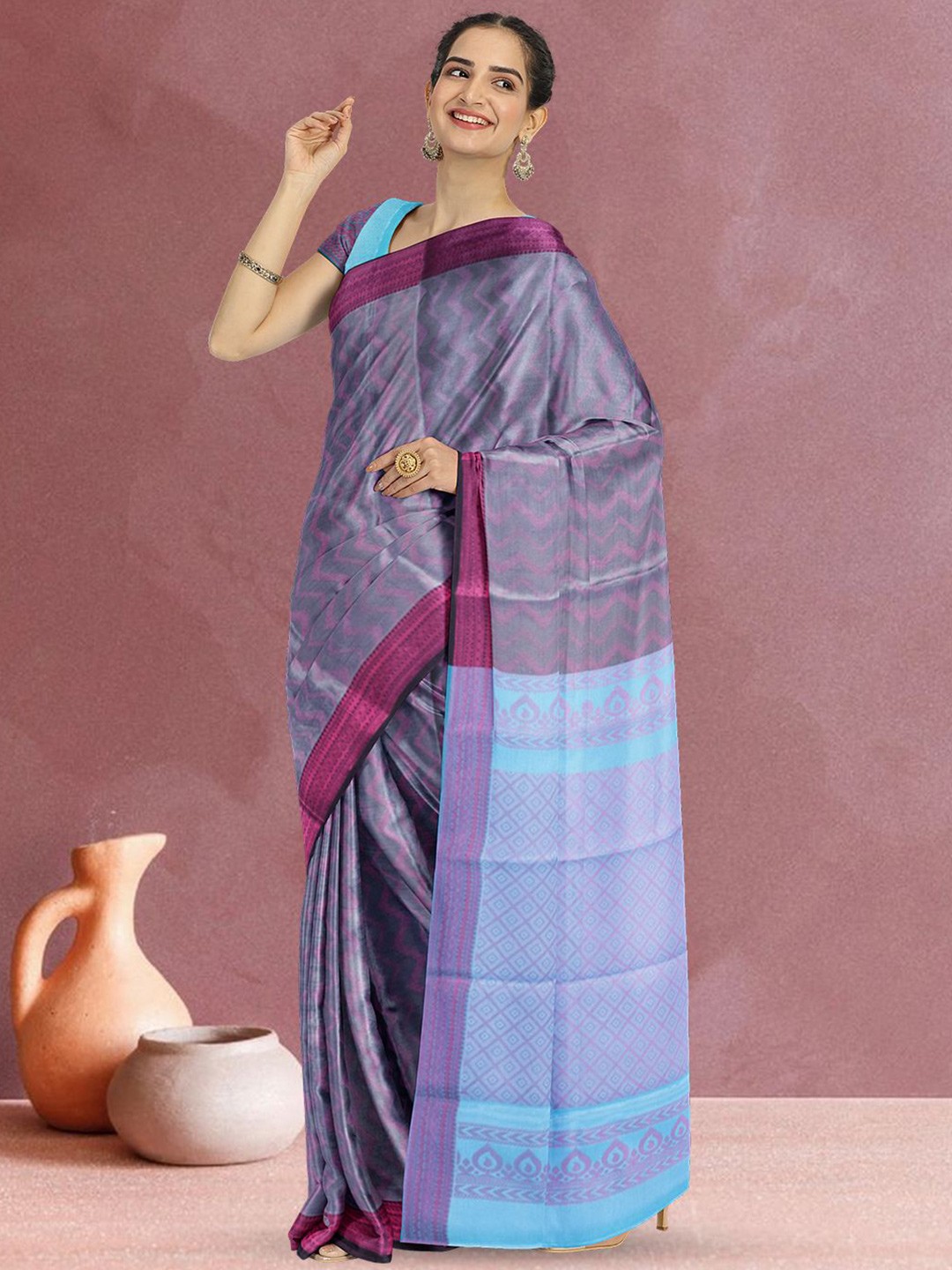

Avishya Geometric Woven Design Saree, Grey