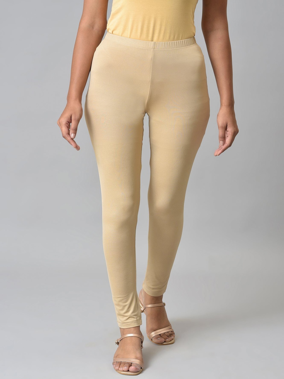 

AURELIA Women Mid-Rise Ankle-Length Leggings, Cream